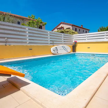 Villa Andja In Banjole,istrien By Istrabook *